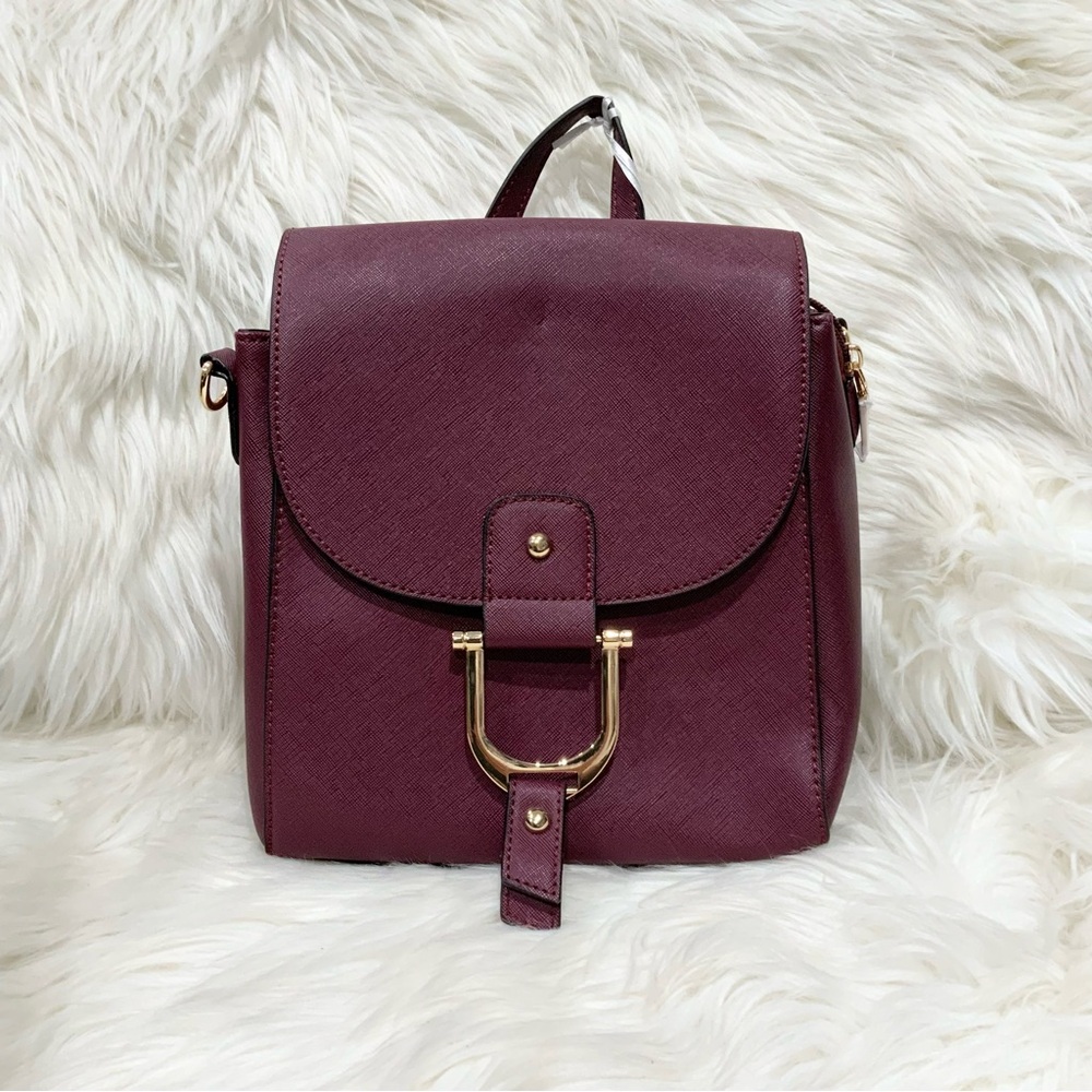 LA TERRE Purple Boysenberry Convertible Crossbody Backpack